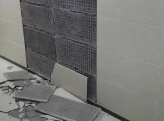 改则瓷砖空鼓维修公司分享下改则墙砖松动维修的知识